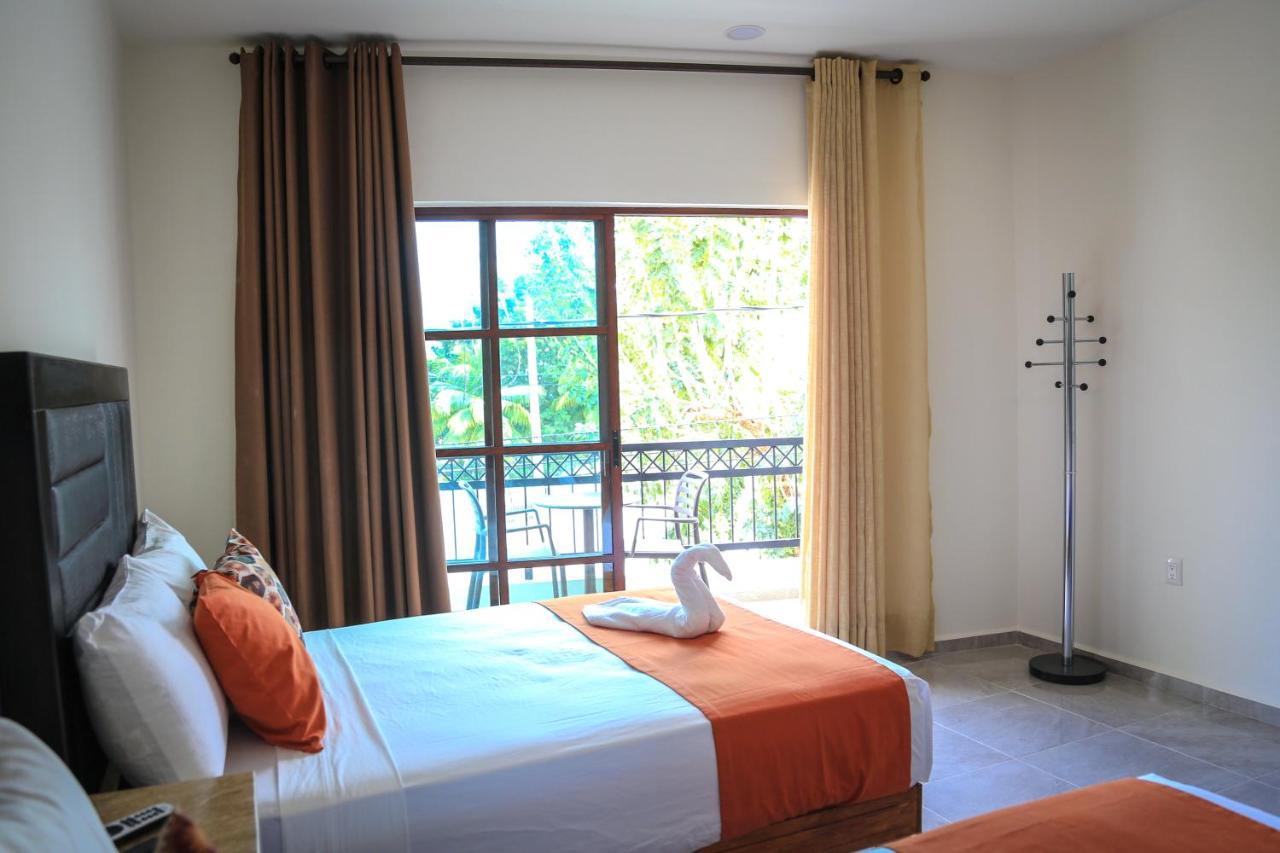Hotel Alux Бакалар Екстериор снимка